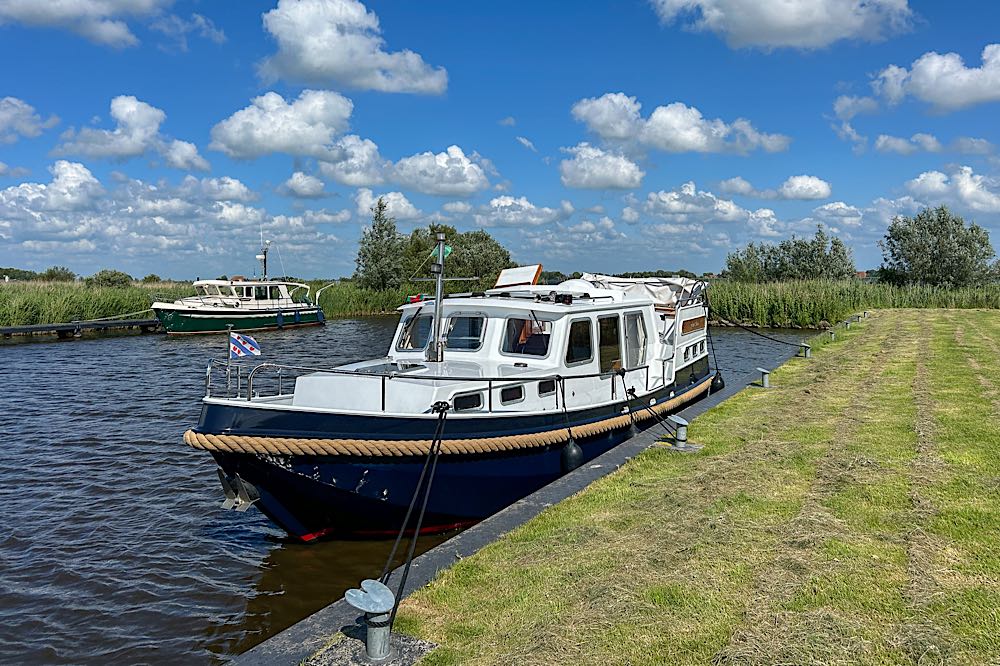 Mit dem Boot durch Friesland – ein kleiner Reisebericht